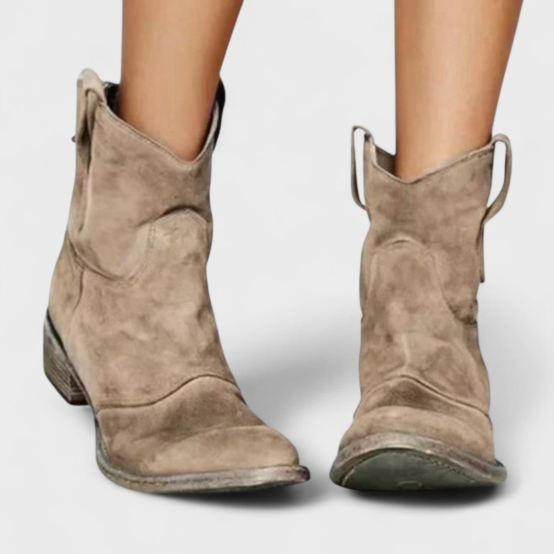 VALERIA LAURENT | Carlotta - Botines Western Elegantes
