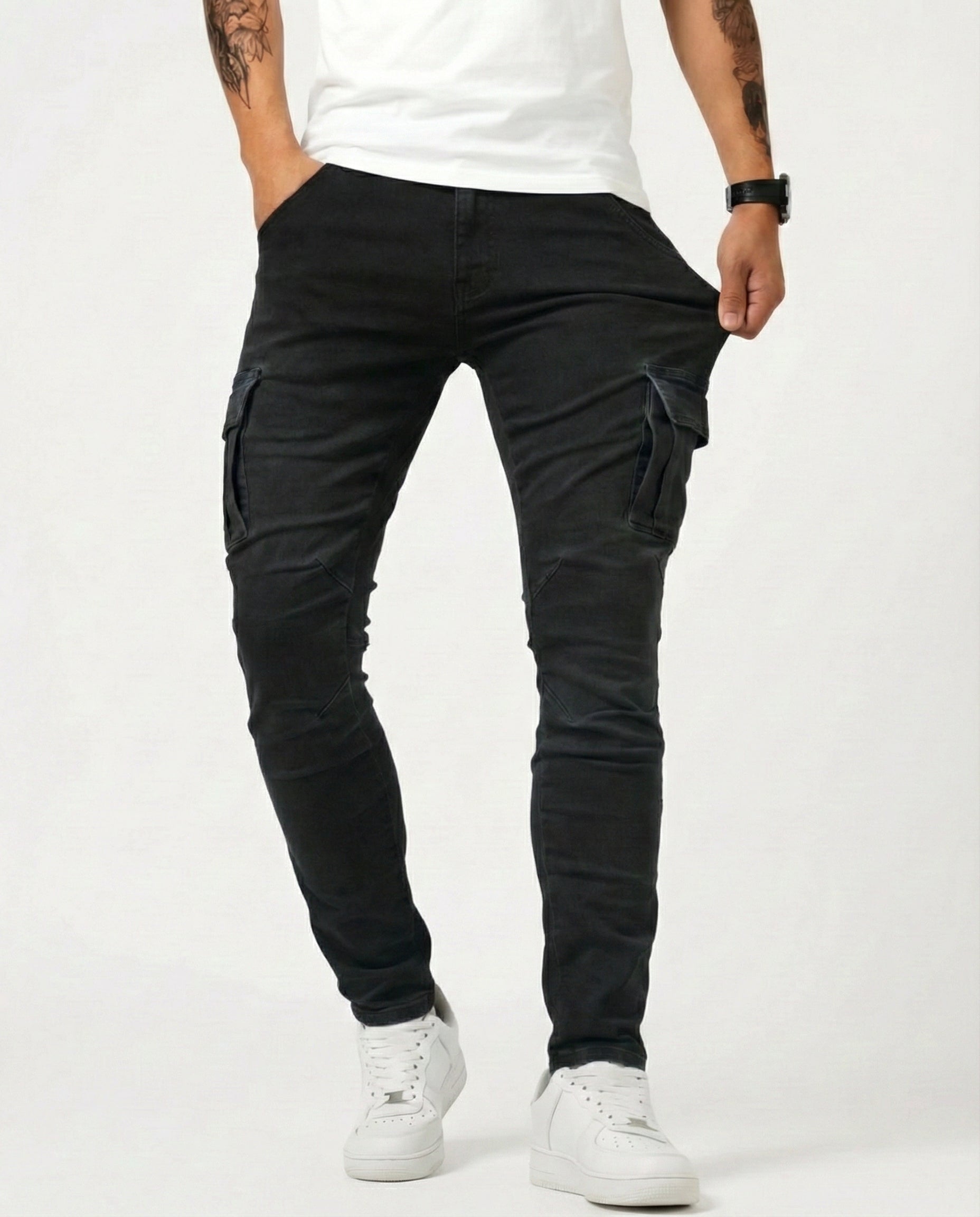VALERIA LAURENT | Pantalón Cargo elástico negro