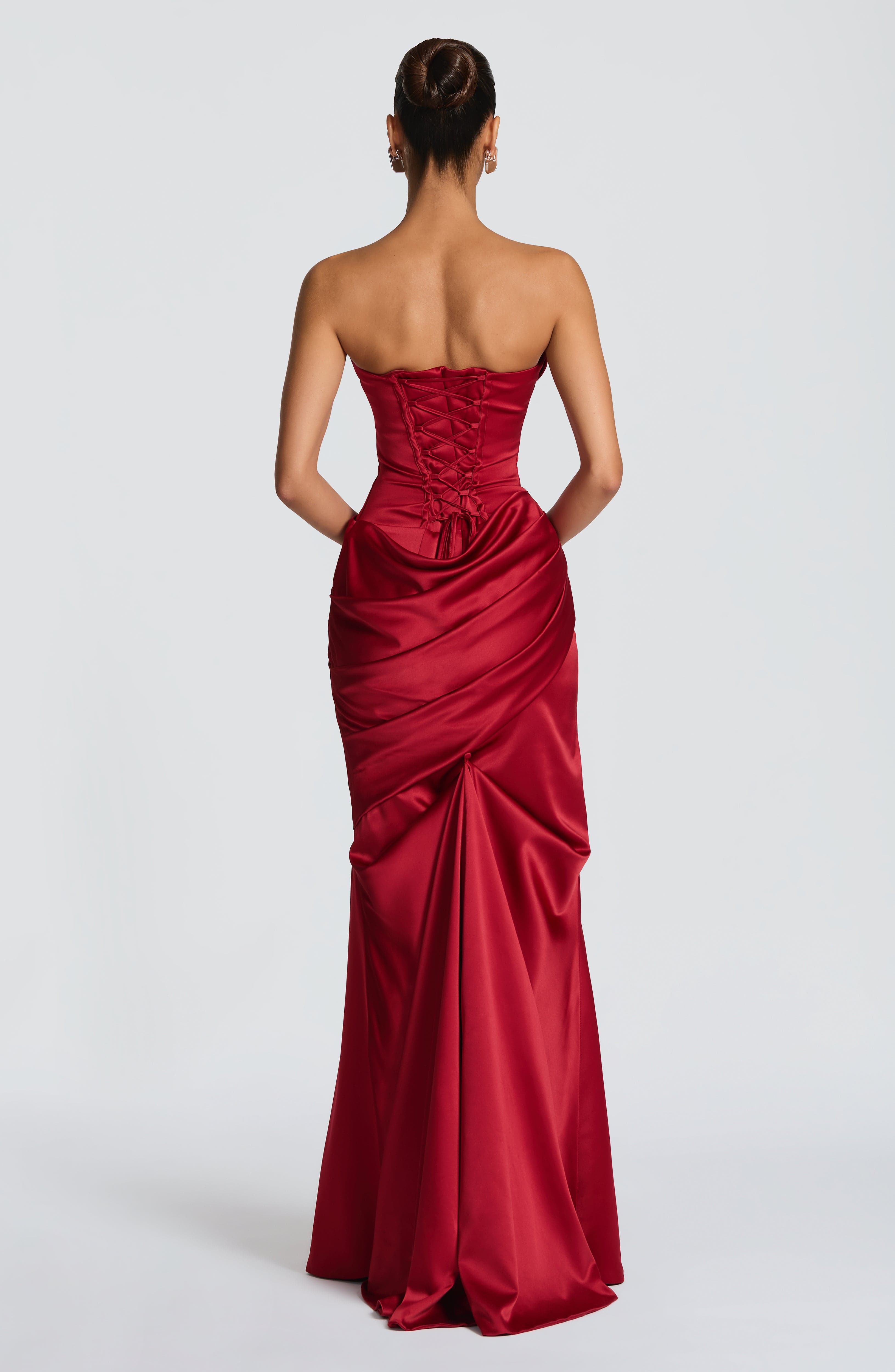 VALERIA LAURENT | Vestido Kensington - Rojo intenso