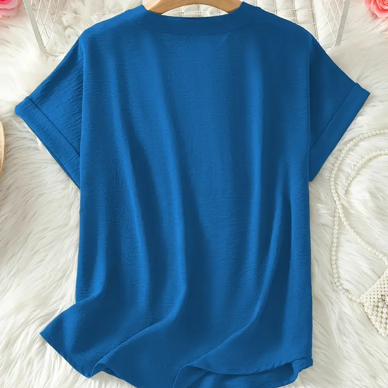 VALERIA LAURENT | Camiseta moderna de corte holgado