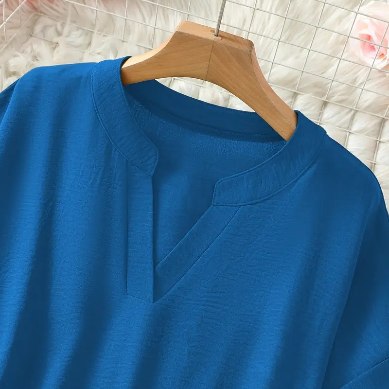 VALERIA LAURENT | Camiseta moderna de corte holgado