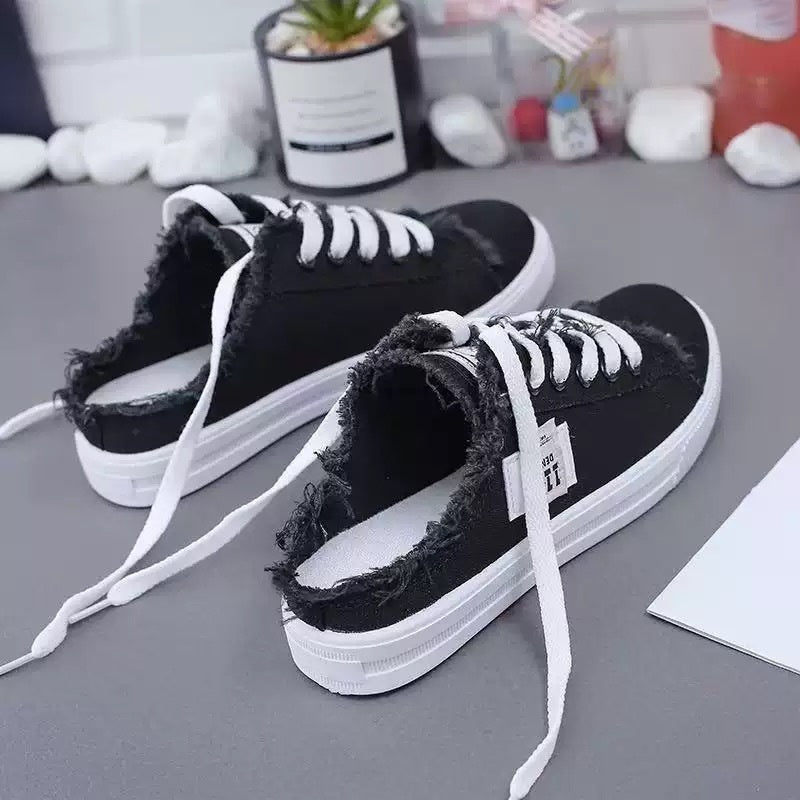 VALERIA LAURENT | Zapatillas vaqueras tipo mule para mujer
