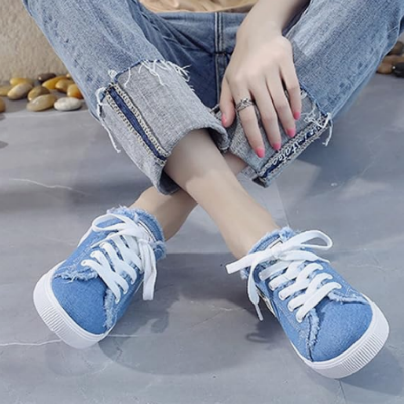 VALERIA LAURENT | Zapatillas vaqueras tipo mule para mujer