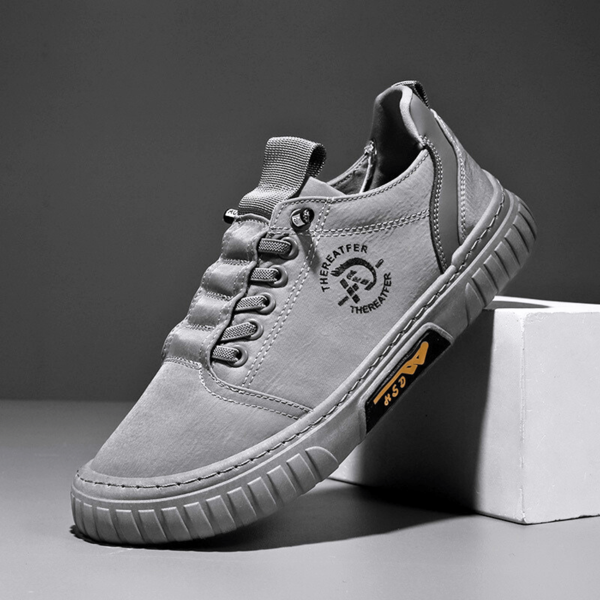 VALERIA LAURENT | Theerafter | Zapatillas casual urbanas